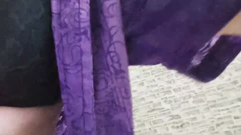 Snapshot of edithmanning chatting on December 16, 7:26 am edithmanning online show from December 16, 7:26 am