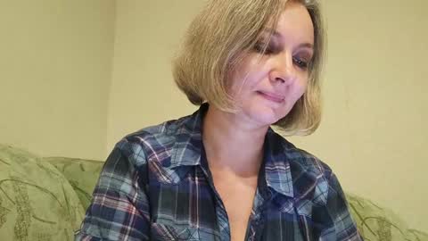 Snapshot of edithmanning chatting on January 20, 8:41 am edithmanning online show from January 20, 8:41 am