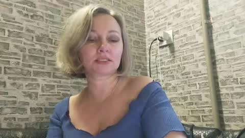 Snapshot of edithmanning chatting on February 17, 2:26 pm edithmanning online show from February 17, 2:26 pm