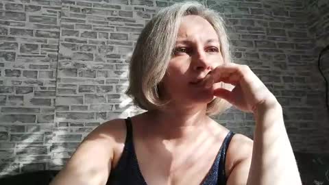 Snapshot of edithmanning chatting on February 26, 8:48 am edithmanning online show from February 26, 8:48 am