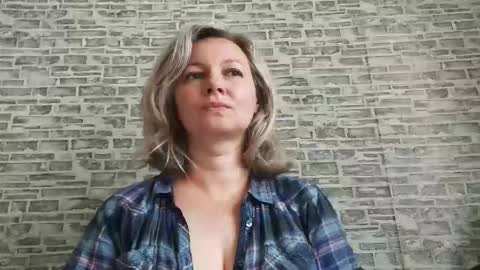 Snapshot of edithmanning chatting on September 10, 5:07 am edithmanning online show from September 10, 5:07 am