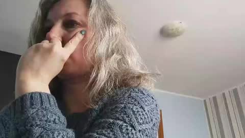 edithmanning online show from April 23, 9:30 am