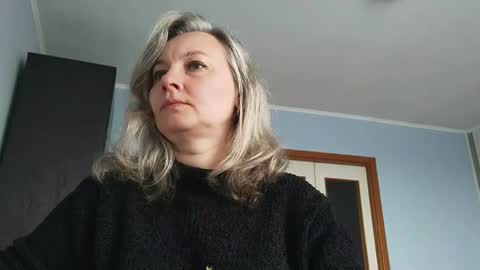 Snapshot of edithmanning chatting on April 26, 6:33 am edithmanning online show from April 26, 6:33 am