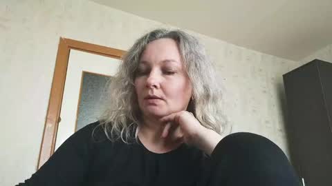 Snapshot of edithmanning chatting on May 7, 6:30 am edithmanning online show from May 7, 6:30 am