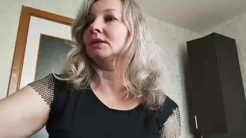Snapshot of edithmanning chatting on May 25, 7:14 am edithmanning online show from May 25, 7:14 am