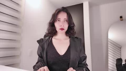 Edranah online show from November 17, 10:37 pm