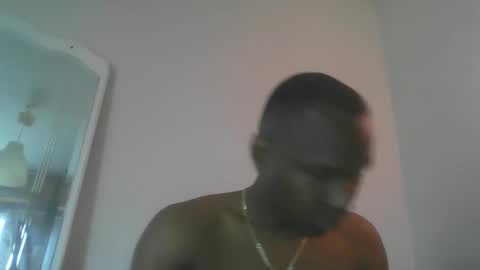 Snapshot of edua4202 chatting on January 15, 11:59 am moreno12 online show from January 15, 11:59 am