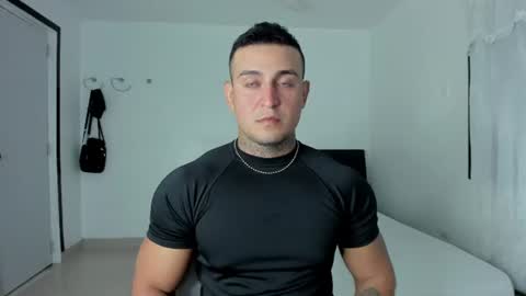 Eduar Wild online show from June 23, 2:31 am