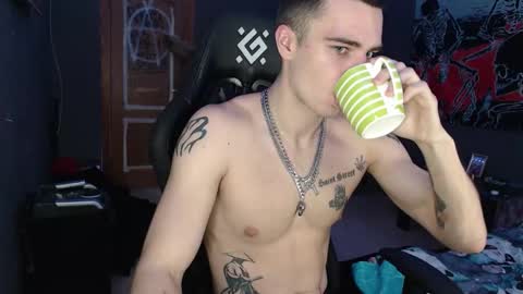 Eduar online show from October 24, 11:06 am