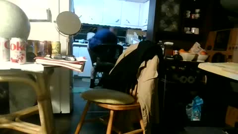 Eddie online show from February 1, 4:35 am