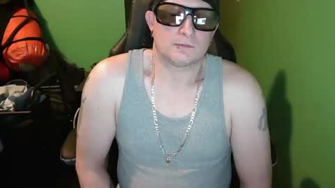 edwardaims_2please online show from March 29, 5:40 am