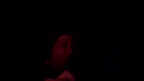 Snapshot of edwardaims_2please chatting on June 17, 3:53 am edwardaims_2please online show from June 17, 3:53 am