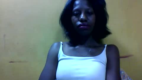 edwige770943 online show from April 22, 4:48 am
