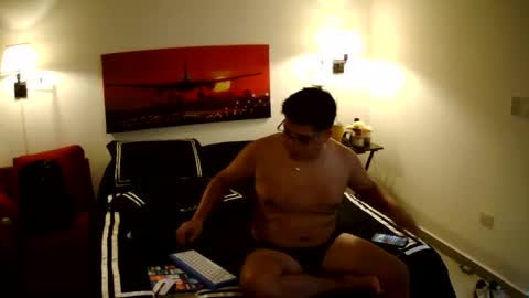 Nicky789 online show from December 5, 4:03 pm