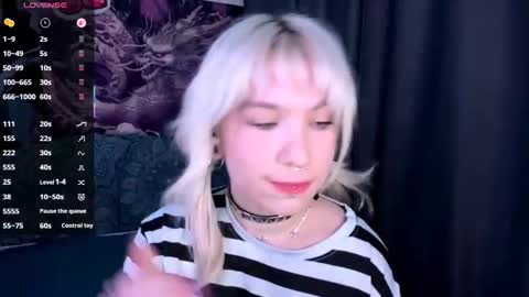 Rachel online show from December 13, 8:04 pm