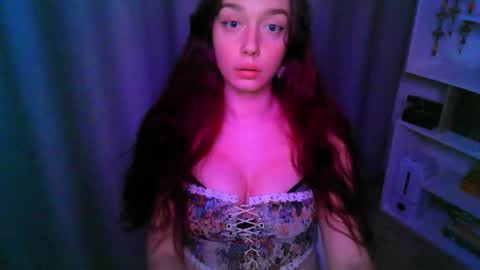 effie_balconii online show from November 9, 3:10 pm