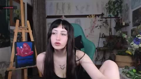 effiemeowley online show from May 26, 12:34 pm
