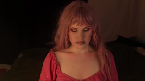 Effie Mur online show from December 8, 6:06 pm