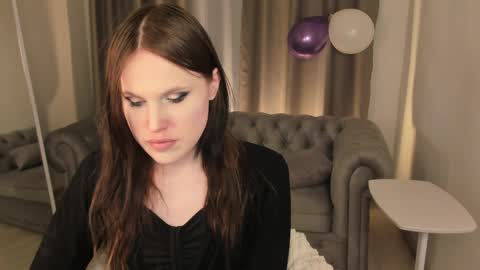 Effie Mur online show from April 11, 10:58 pm