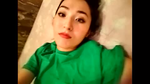 Effy online show from December 16, 5:43 pm