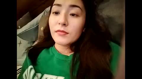 Effy online show from December 21, 1:32 pm