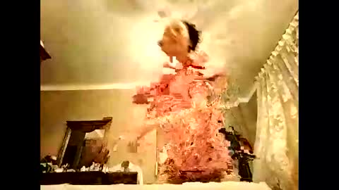 Effy online show from February 25, 2:44 pm