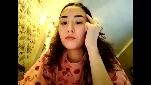 Effy online show from March 6, 4:38 pm