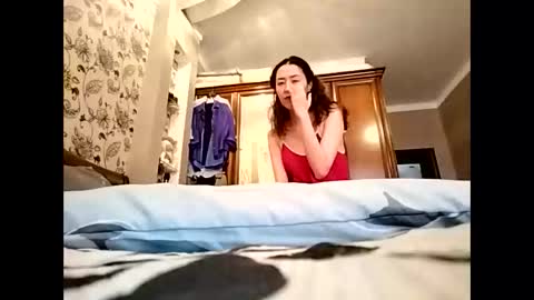 Effy online show from September 9, 12:15 pm