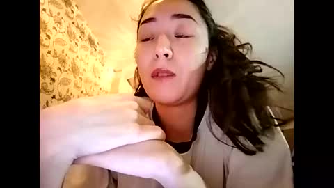 Effy online show from September 20, 4:41 pm