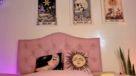 effy online show from April 5, 3:47 am