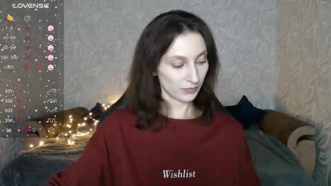 Snapshot of effy_gray chatting on November 10, 1:59 am Anna online show from November 10, 1:59 am