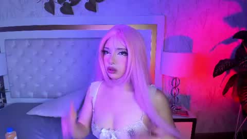 effy_kesster online show from June 12, 12:15 pm