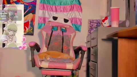 effy_marinn online show from September 30, 1:32 am