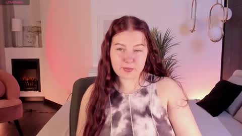 Effy online show from October 22, 1:44 pm