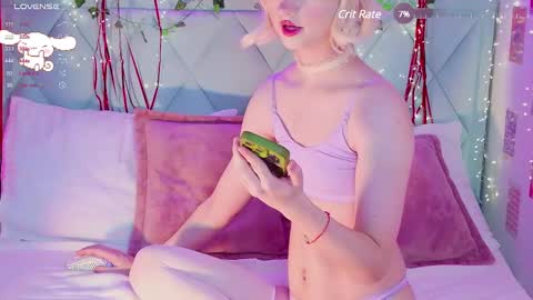 Snapshot of effyevans2 chatting on February 12, 7:13 am - new video where i CUM in BIO online show from February 12, 7:13 am