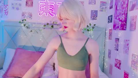 Snapshot of effyevans2 chatting on February 23, 5:12 am - new video where i CUM in BIO online show from February 23, 5:12 am