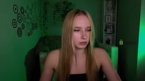 effysosweet online show from January 15, 8:34 pm