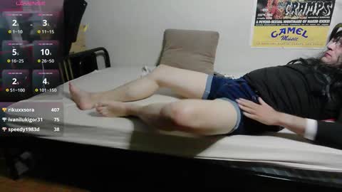 efi_crossou online show from September 28, 11:21 pm