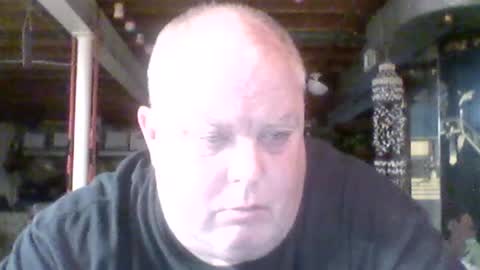 efriff online show from June 17, 10:32 pm