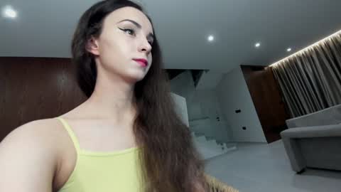 Snapshot of ehotlovea chatting on December 23, 3:48 am Erik and Alice online show from December 23, 3:48 am