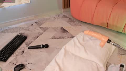 Eilin online show from December 31, 3:53 pm