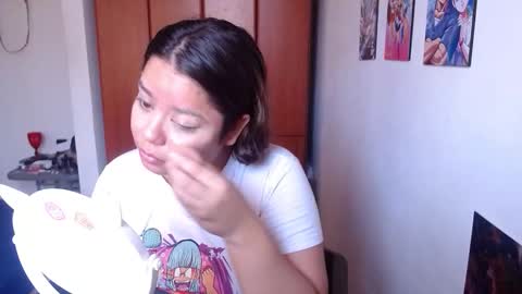 eimy_saenzz online show from November 21, 3:00 pm