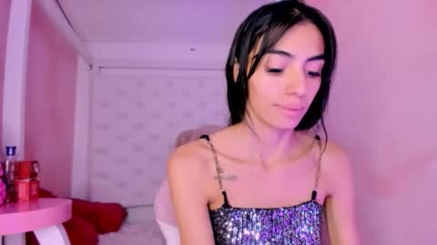 eimy online show from February 21, 12:28 pm