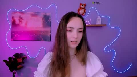 Sweet Eira online show from March 3, 8:42 am