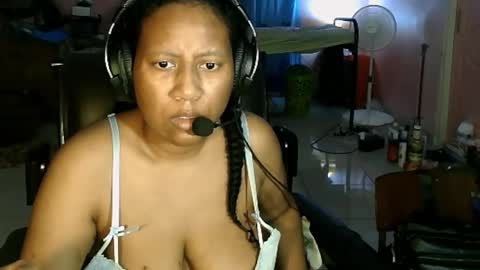 Eirondra Valeen online show from March 12, 11:44 pm