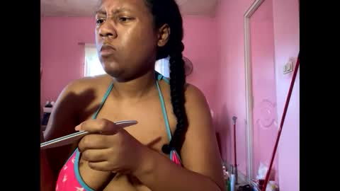 Eirondra Valeen online show from March 25, 10:32 am