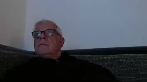 eisbaer1957 online show from March 28, 7:46 pm