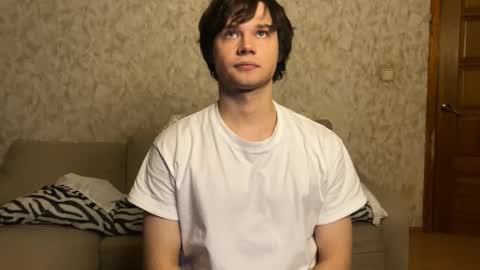 Eitan online show from December 19, 4:25 pm