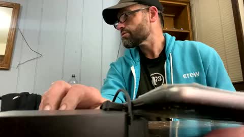 Snapshot of ejbooker11 chatting on September 30, 8:52 am PiedPiper online show from September 30, 8:52 am