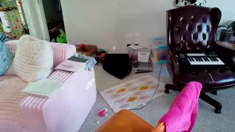 ejrabloom online show from March 17, 12:41 pm